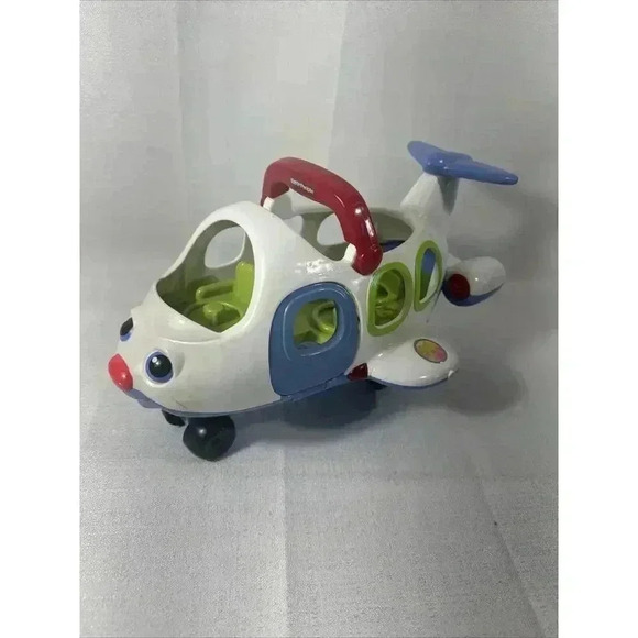 2005 Fisher Price Little People Jet Airplane Lights Sounds and pilot‎ Toy - Picture 1 of 9
